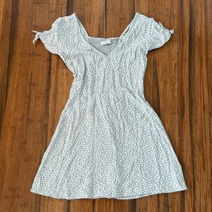 abercrombie grey & white mini dress